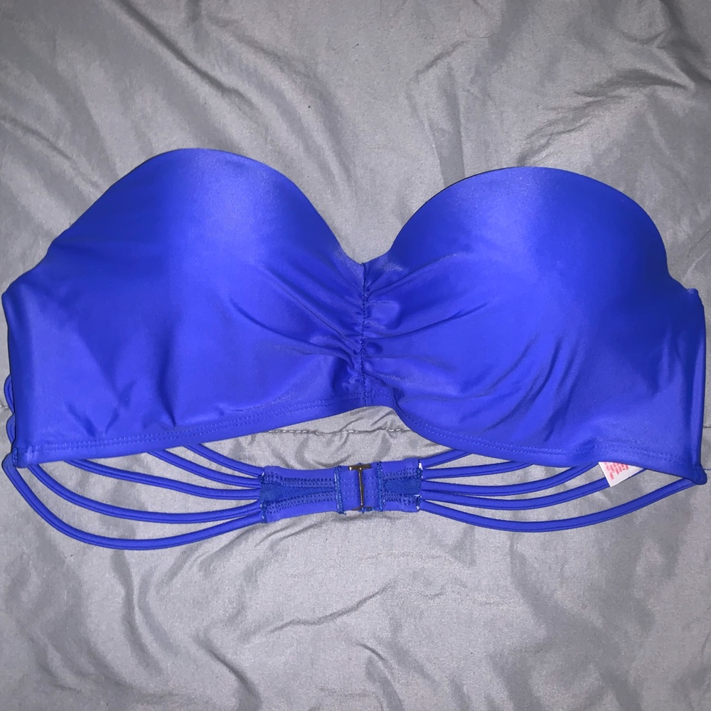 Blue strapless bikini top